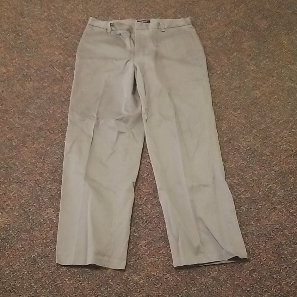 Dockers Flat Front Dress Pants 33x32
